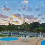 Casa de Praia em Condomínio Fechado
